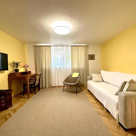 Apartament Maya Con Dios *