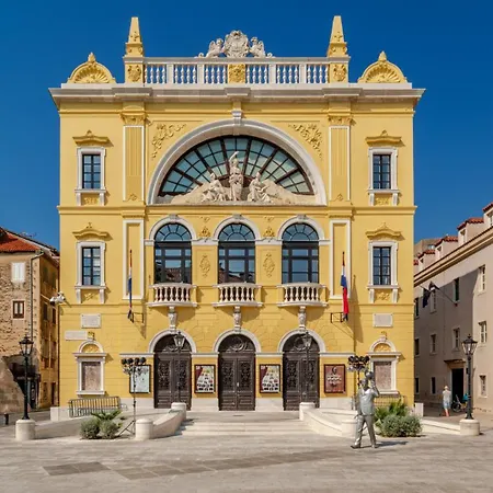 Apartman Maya Con Dios