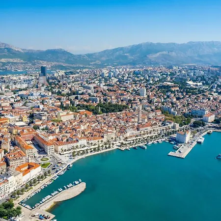 Maya Con Dios Apartman Split