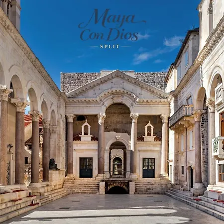 Maya Con Dios Apartman Split