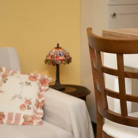 Apartman Maya Con Dios *