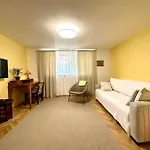 Apartman Maya Con Dios *