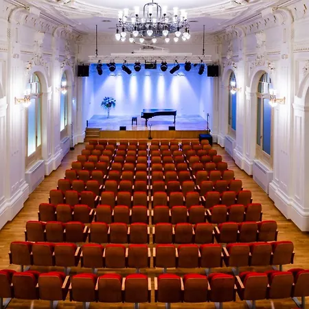 Maya Con Dios 아파트 스플리트