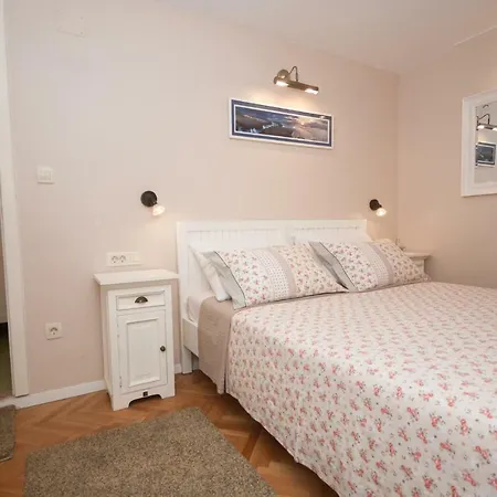 Apartment Maya Con Dios *