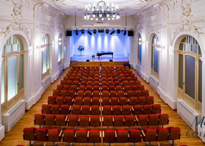 Maya Con Dios 아파트 스플리트