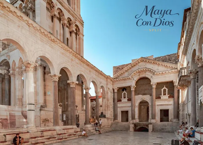 Maya Con Dios *
