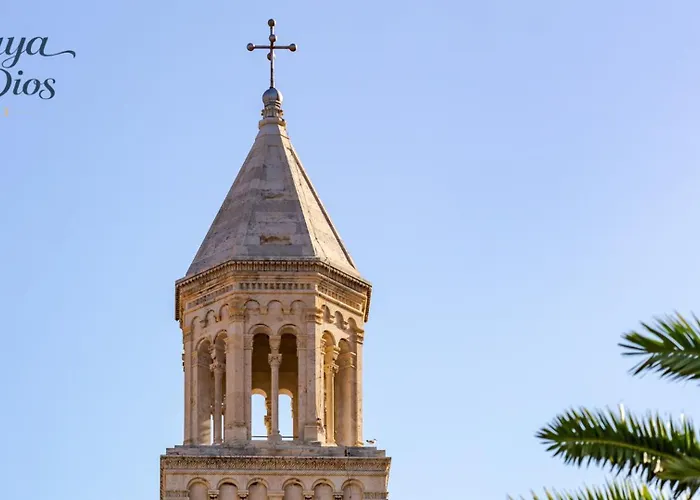 Maya Con Dios 스플리트