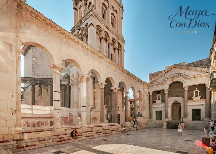 Maya Con Dios 아파트 스플리트