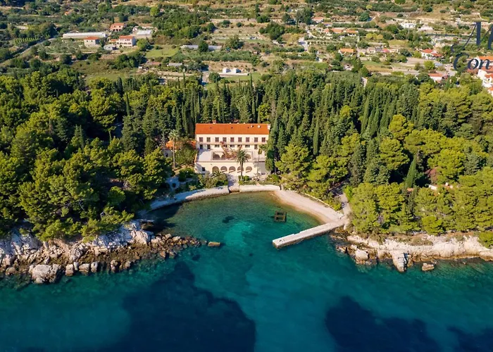 아파트 Maya Con Dios