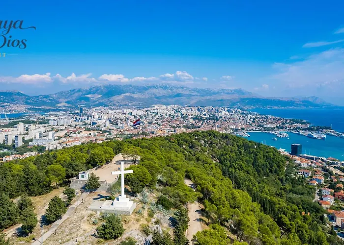 아파트 Maya Con Dios *