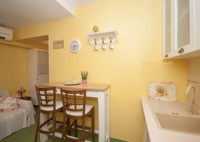 Maya Con Dios * 스플리트