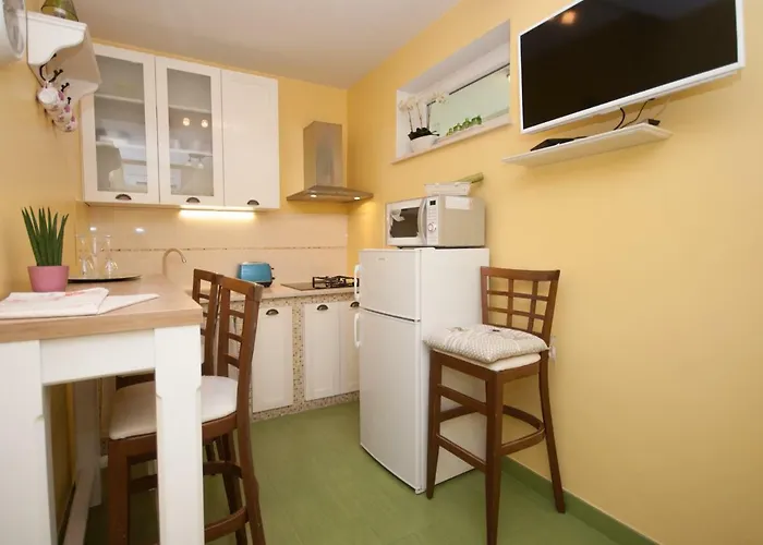 Maya Con Dios 스플리트