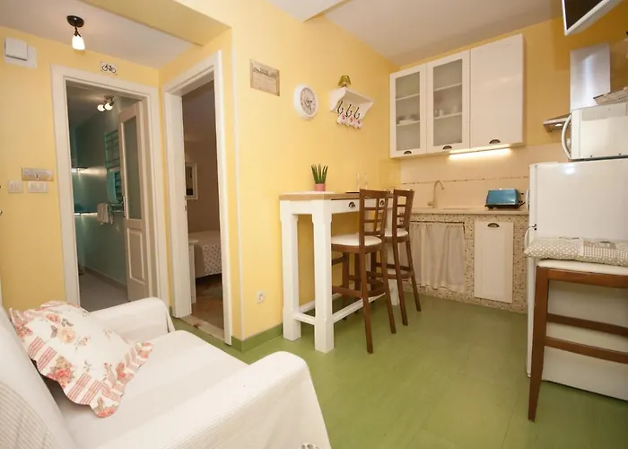 Maya Con Dios 아파트 스플리트